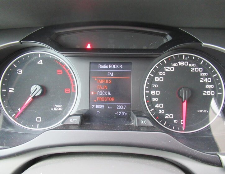 Audi A4 Kombi 2,0 l 105 kw