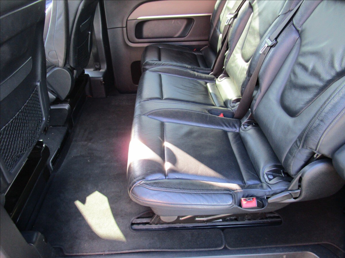 Mercedes-Benz Třídy V Kombi 2,1 l 140 kw
