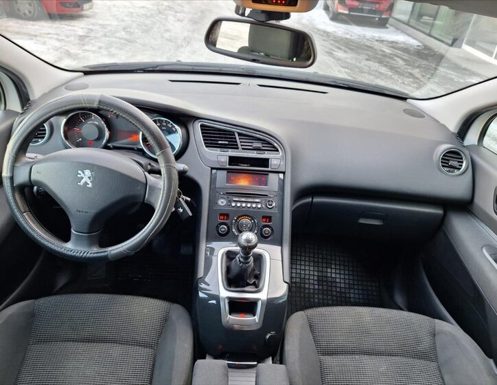 Peugeot 5008 MPV 1,6 l 84 kw