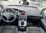 Peugeot 5008 MPV 1,6 l 84 kw