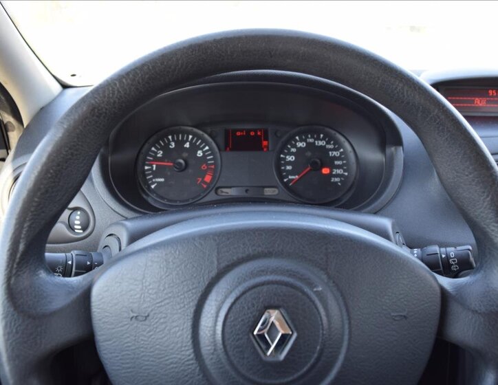 Renault Clio Kombi 1,1 l 74 kw