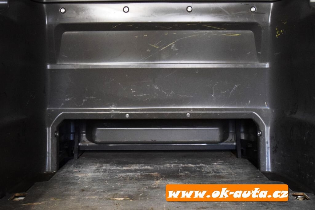 Volkswagen Crafter Skříň 2,0 l 103 kw