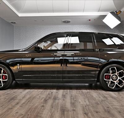 Rolls-Royce Cullinan 9