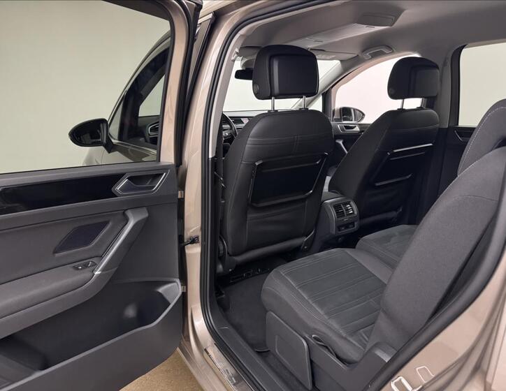 Volkswagen Touran 37