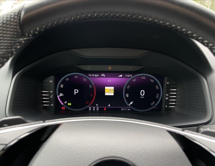 Škoda Karoq SUV / Terénní 1,5 l 110 kw