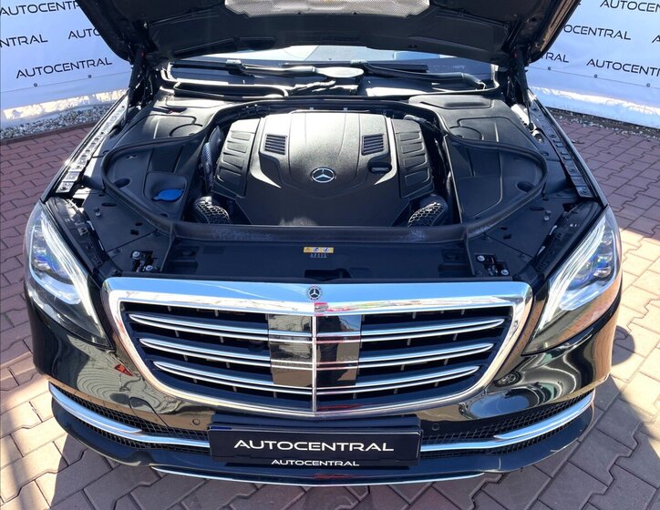 Mercedes-Benz Třídy S Sedan / Limuzína 4,0 l 345 kw