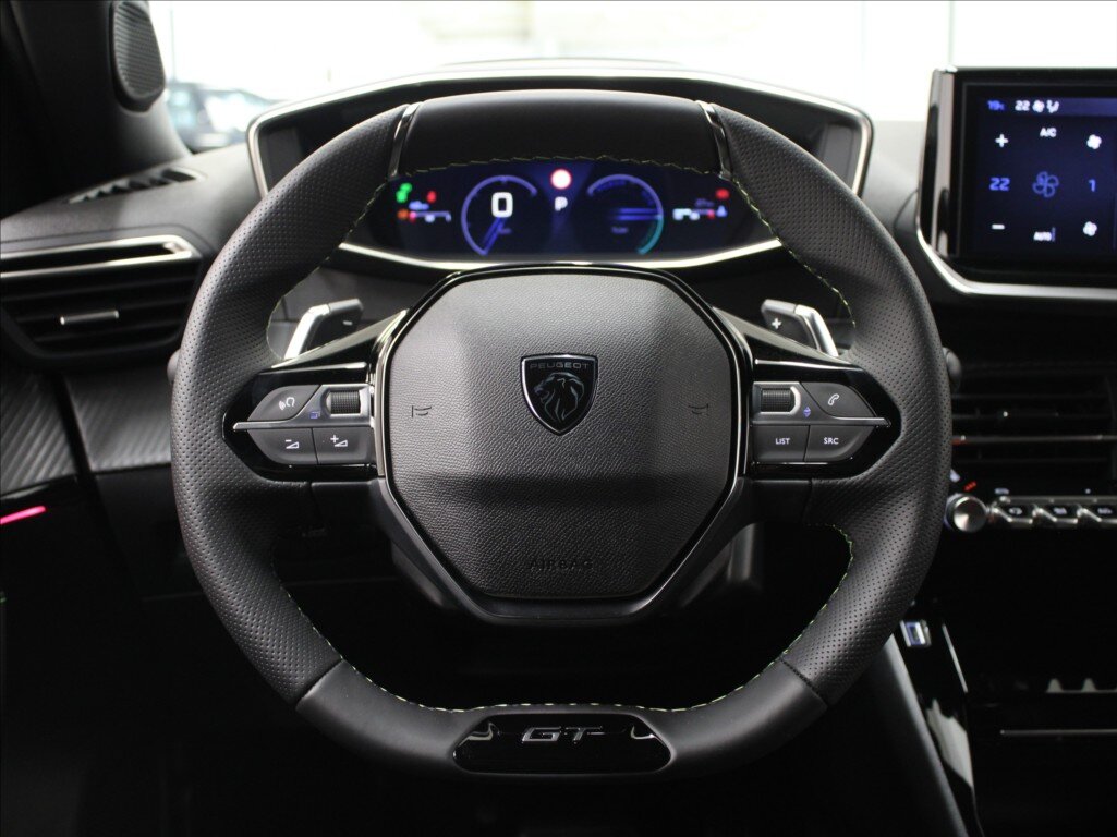 Peugeot 2008 SUV / Terénní 1,2 l 107 kw