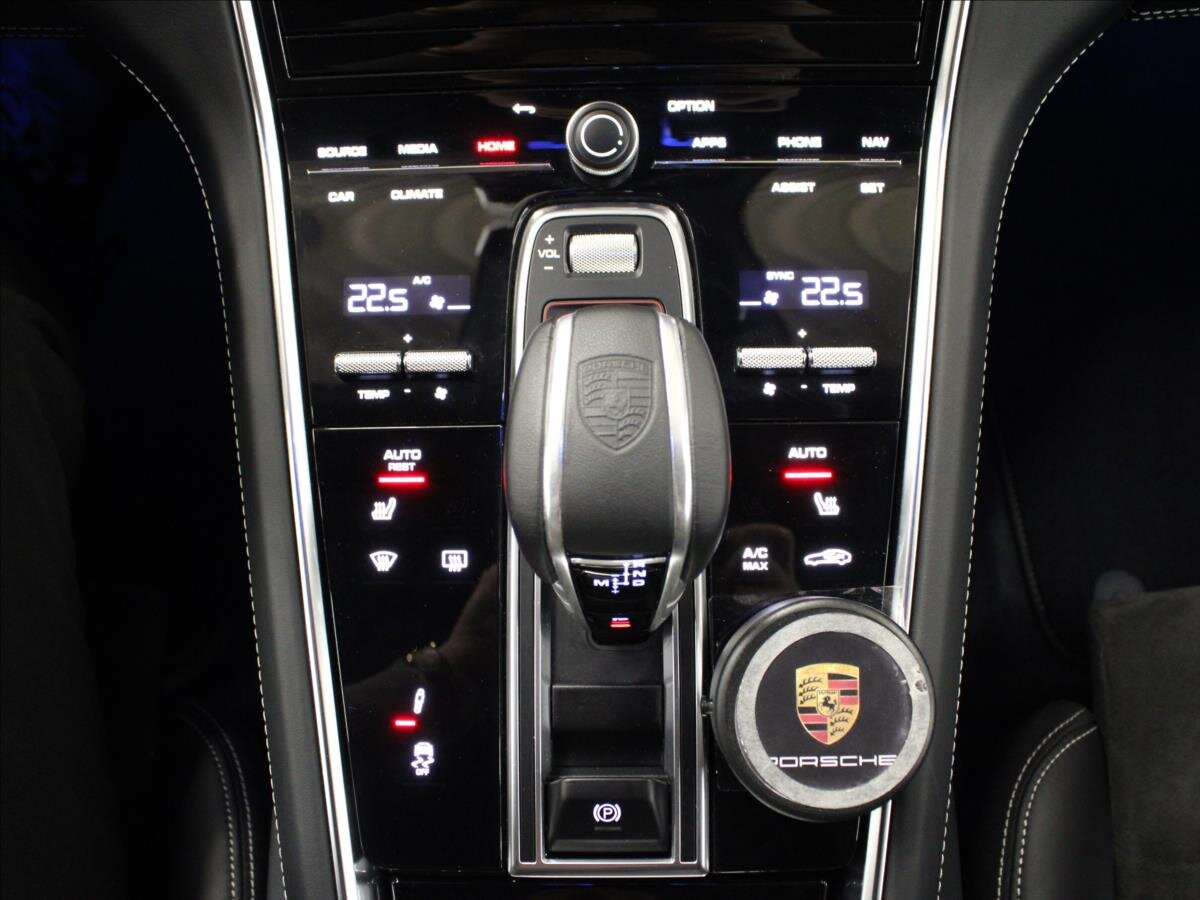 Porsche Panamera Hatchback 4,0 l 368 kw