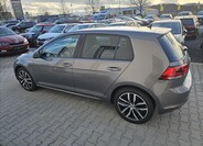 Volkswagen Golf 9
