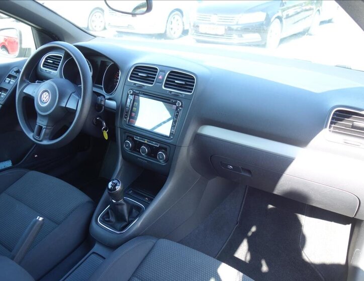 Volkswagen Golf Kabriolet 1,2 l 77 kw