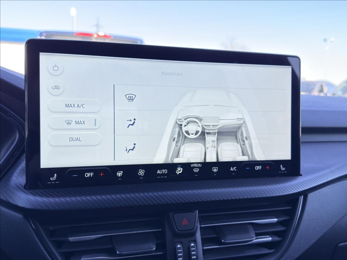 Ford Kuga SUV / Terénní 1,5 l 137 kw