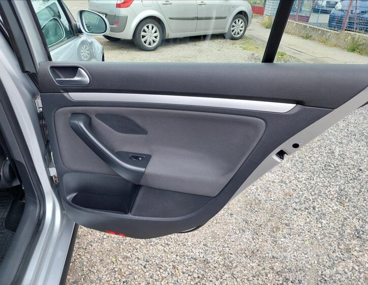 Volkswagen Golf Hatchback 1,4 l 59 kw