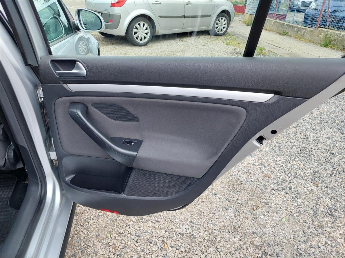 Volkswagen Golf Hatchback 1,4 l 59 kw