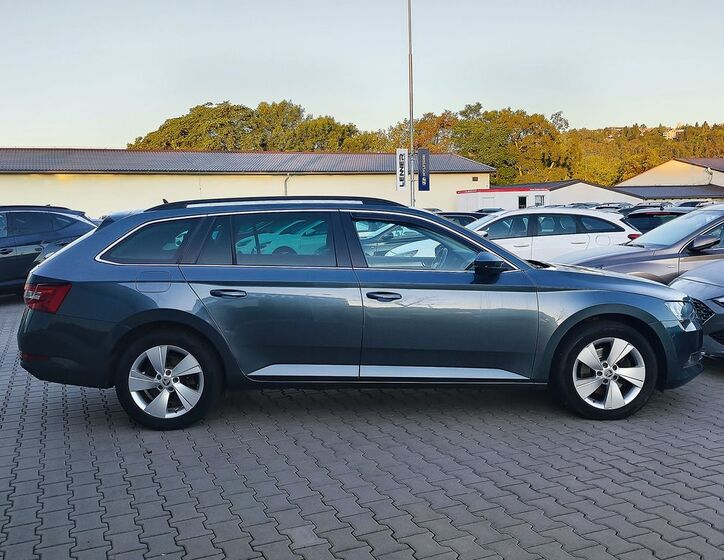 Škoda Superb 4