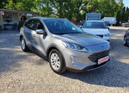 Ford Kuga SUV / Terénní 1,5 l 88 kw