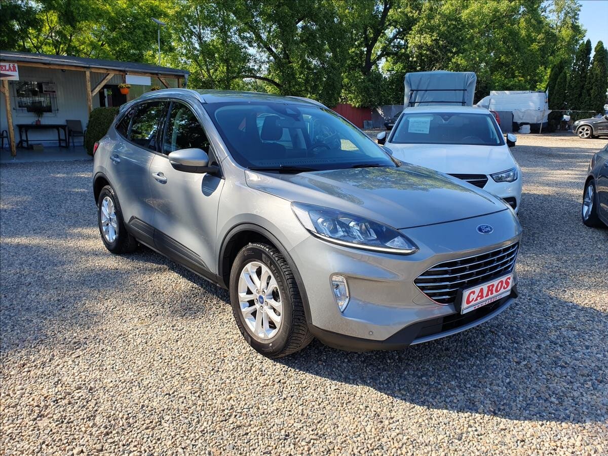 Ford Kuga SUV / Terénní 1,5 l 88 kw