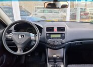 Honda Accord Sedan / Limuzína 2,0 l 114 kw