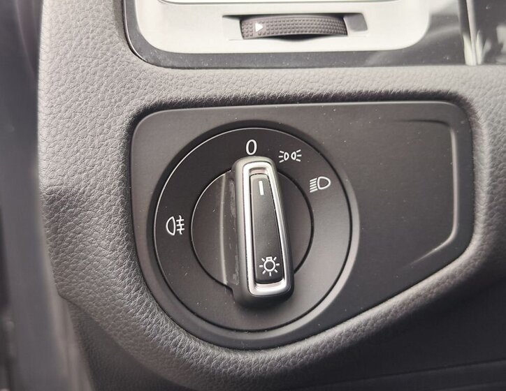 Volkswagen Golf Kombi 999,0 85 kw