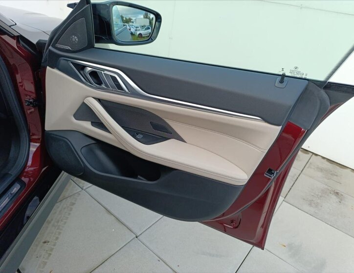 BMW i4 Sedan 0,0 400 kw