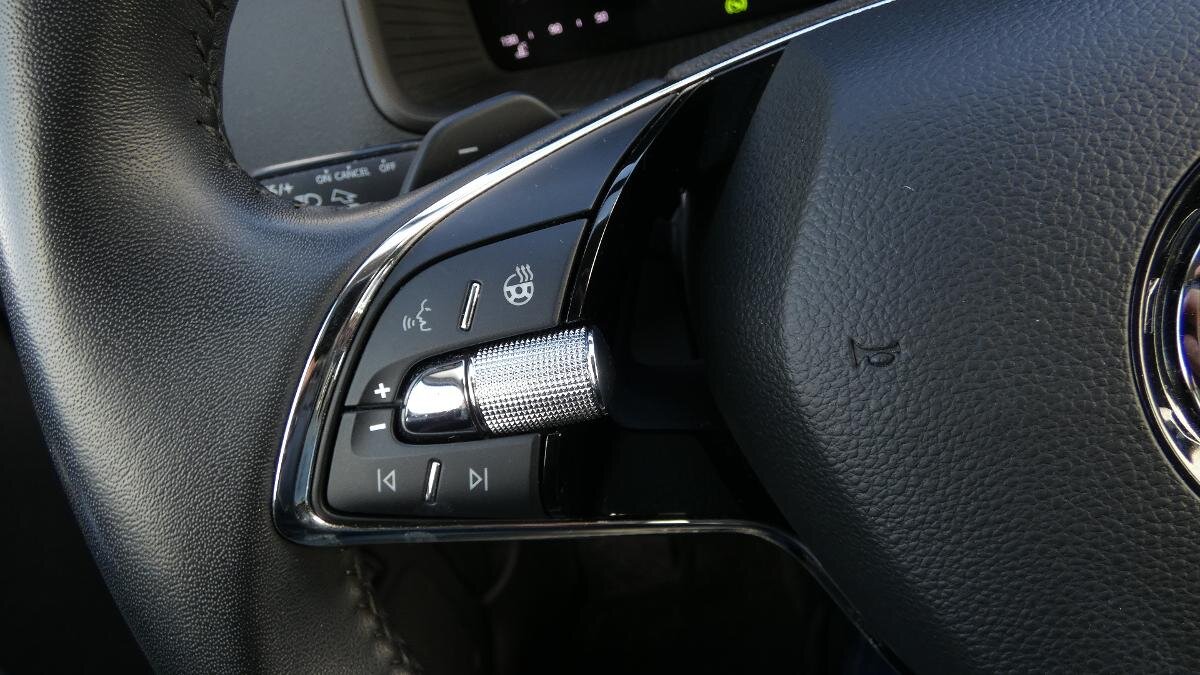 Škoda Karoq SUV / Terénní 1,5 l 110 kw