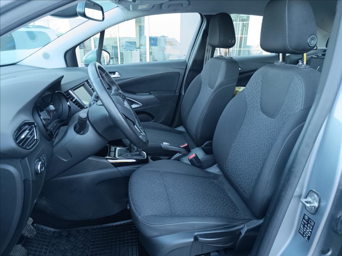 Opel Crossland X SUV / Terénní 1,2 l 81 kw