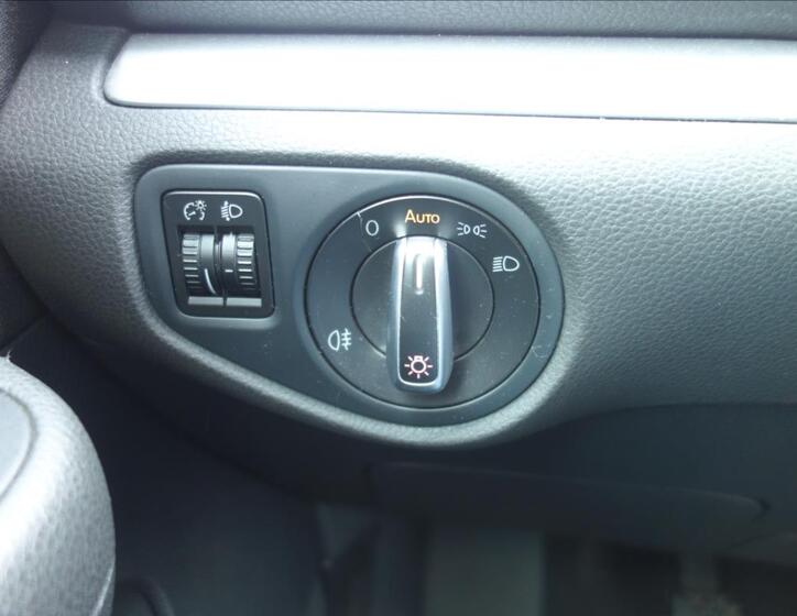 Volkswagen Sharan 38