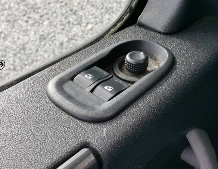 Renault Master Valník 2,3 l 125 kw