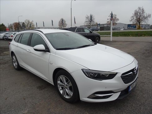 Opel Insignia Kombi 2,0 l 125 kw