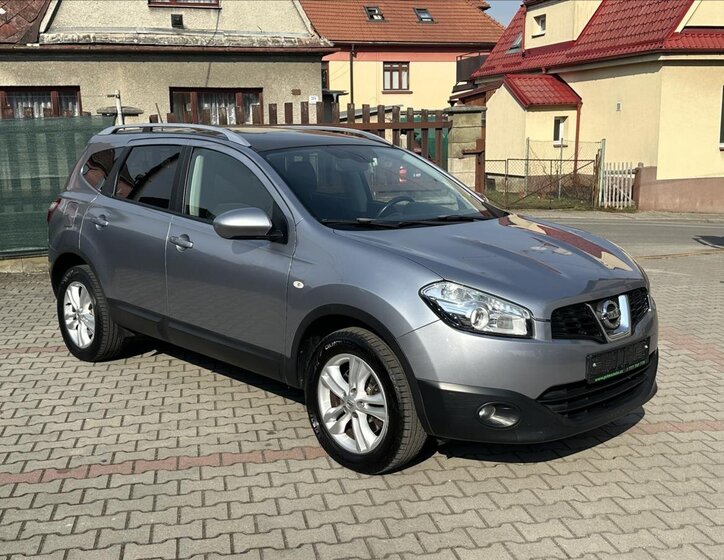 Nissan Qashqai Hatchback 2,0 l 104 kw