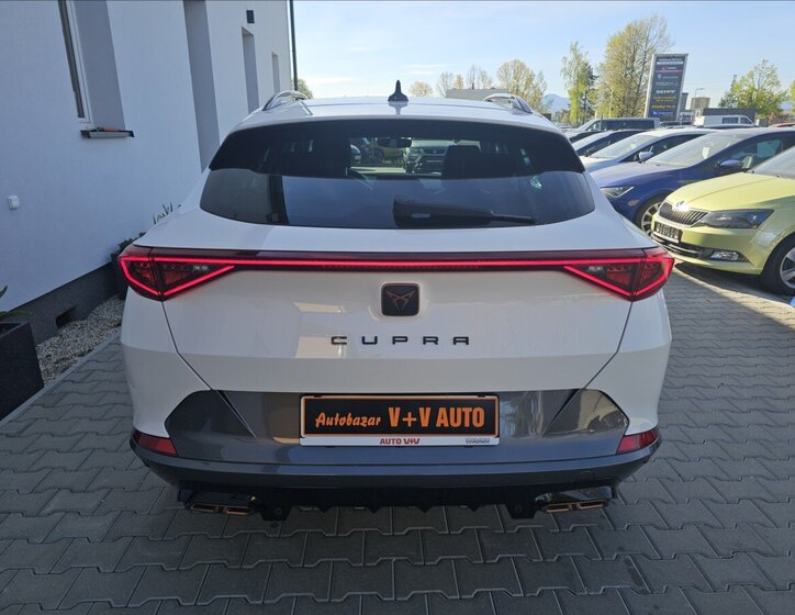Cupra Formentor Kombi 1,4 l 110 kw
