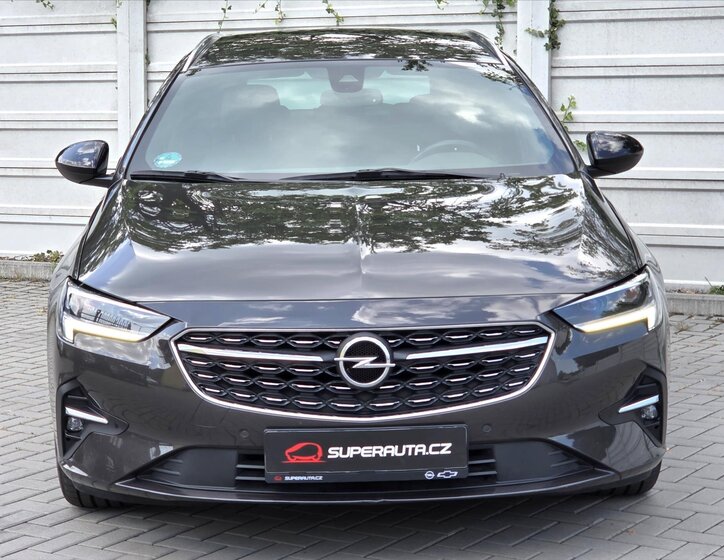 Opel Insignia Kombi 2,0 l 128 kw