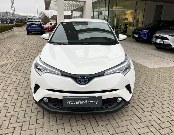 Toyota C-HR 9