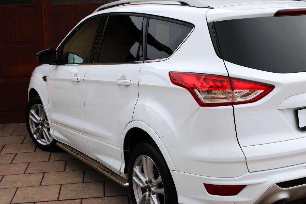 Ford Kuga SUV 1,5 l 110 kw