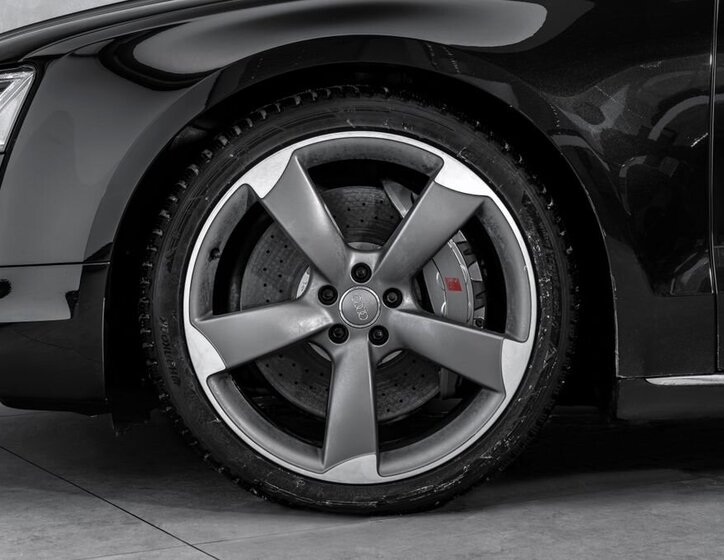 Audi A8 Sedan 4,1 l 283 kw