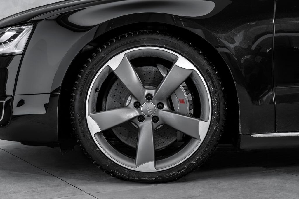 Audi A8 Sedan 4,1 l 283 kw