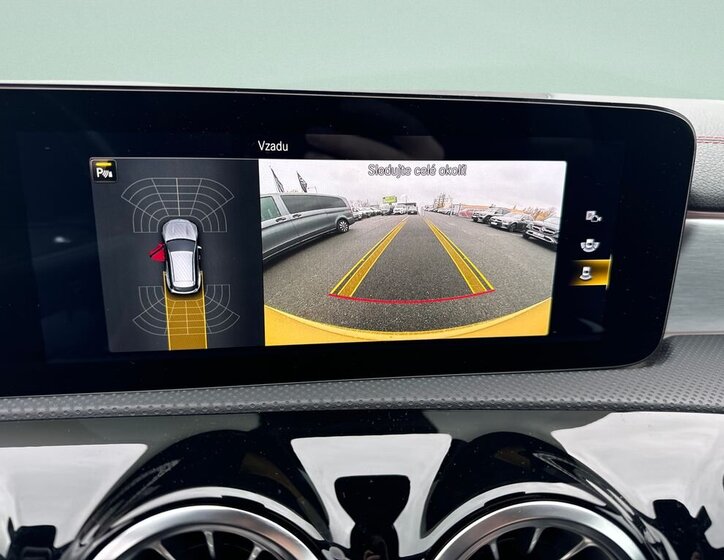 Mercedes-Benz CLA Kupé 1,3 l 100 kw