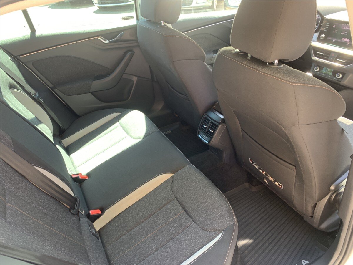 Škoda Scala Hatchback 1,5 l 110 kw