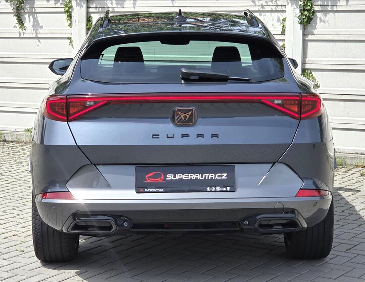 Cupra Formentor 5