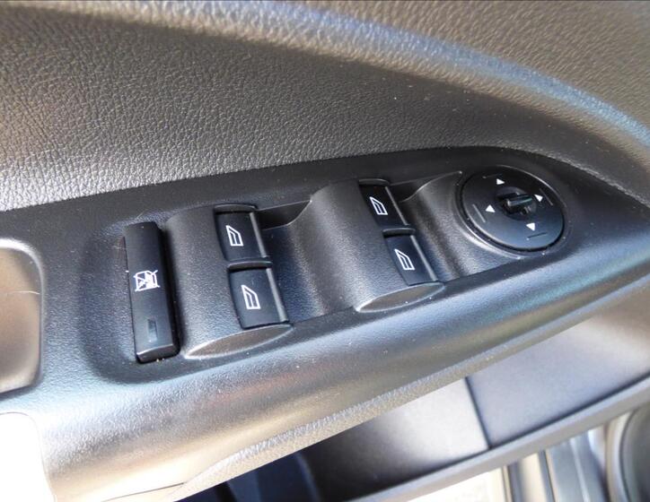 Ford Tourneo Connect 12