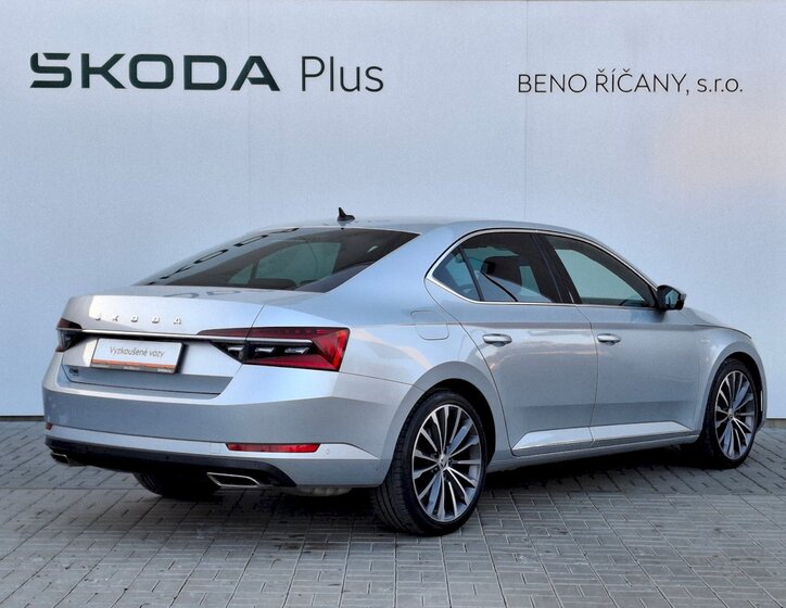 Škoda Superb Sedan 2,0 l 206 kw