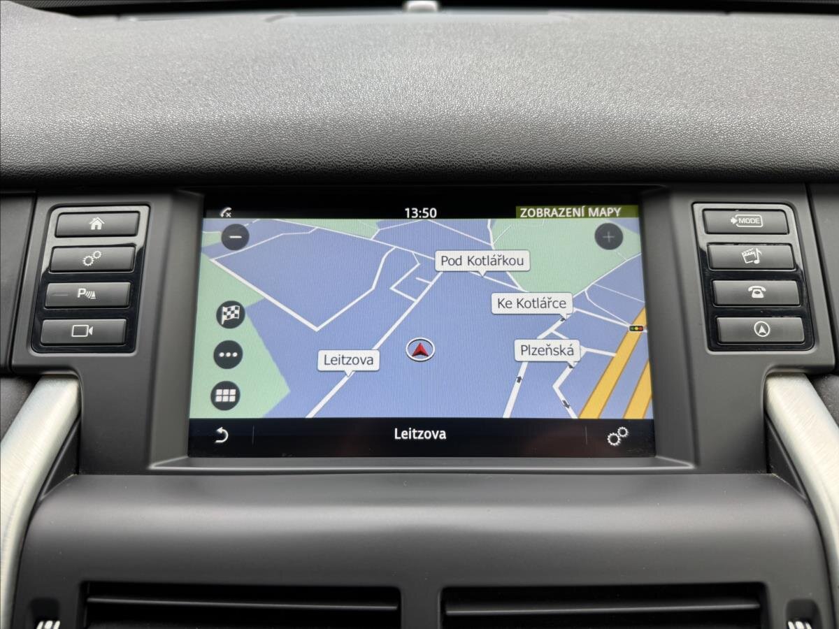 Land Rover Discovery Sport SUV / Terénní 2,0 l 132 kw