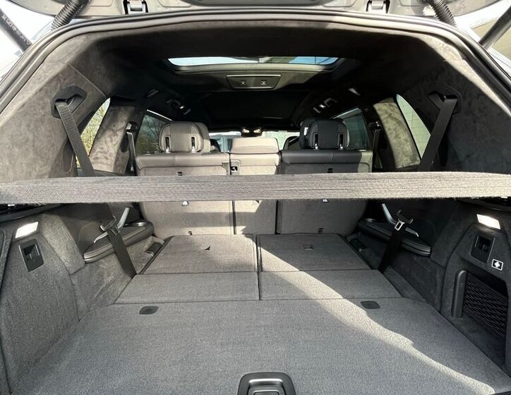 BMW X7 SUV / Terénní 3,0 l 280 kw