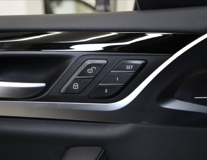 BMW X3 SUV 2,0 l 215 kw