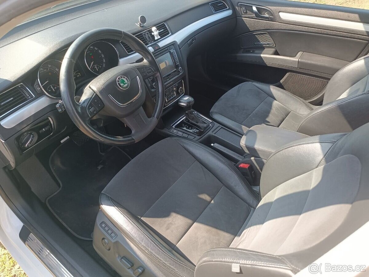 Škoda Superb Sedan / Limuzína 0,0 118 kw