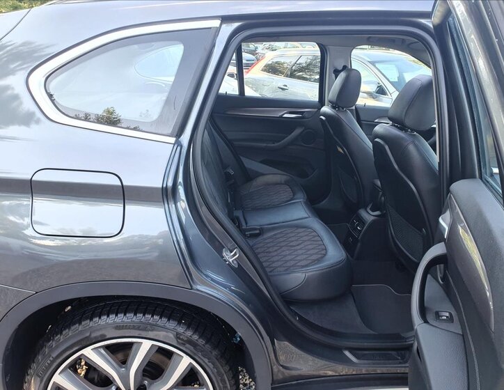 BMW X1 SUV 2,0 l 141 kw