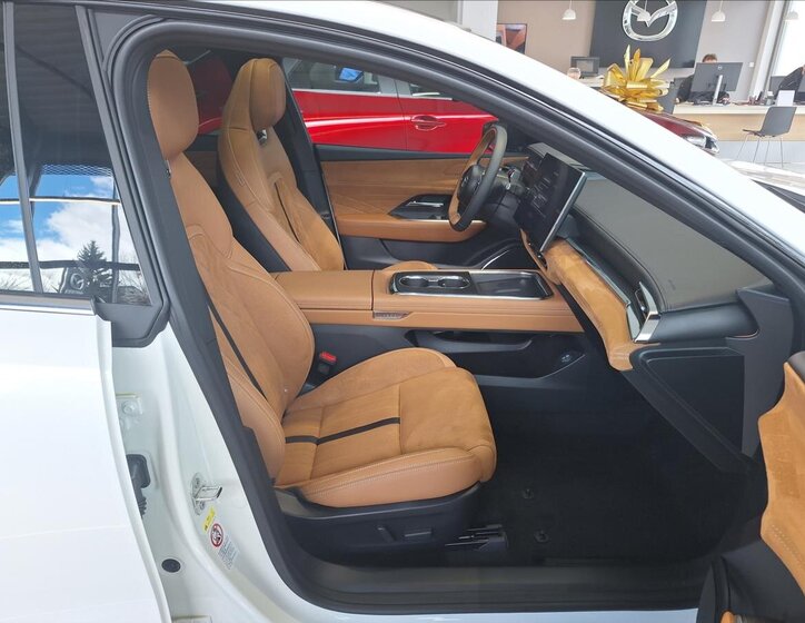 Mazda 6e Liftback 0,0 190 kw