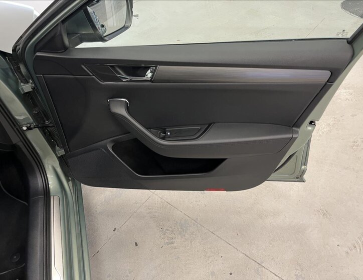 Škoda Superb Kombi 2,0 l 110 kw