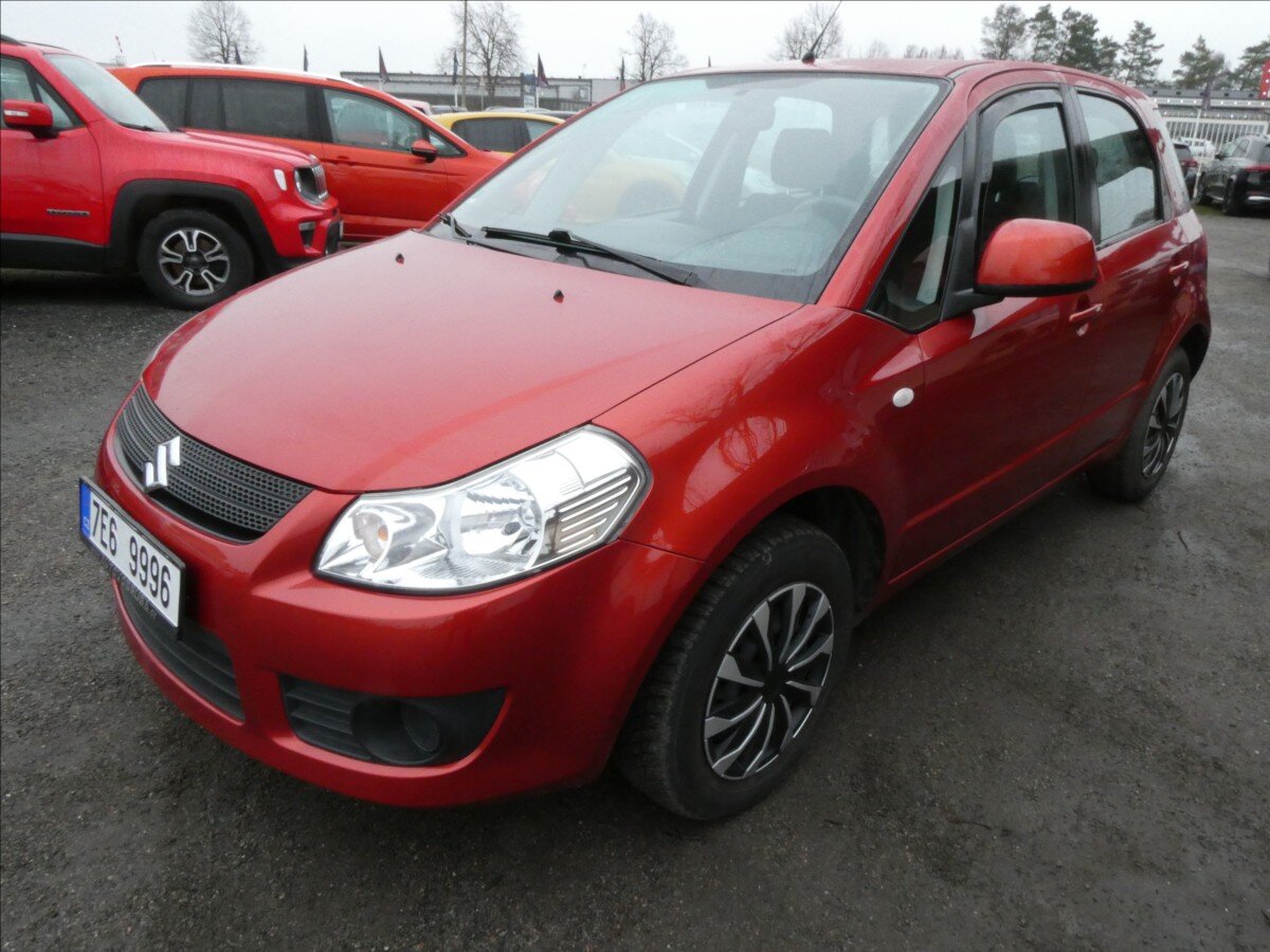 Suzuki SX4 Hatchback 1,6 l 79 kw