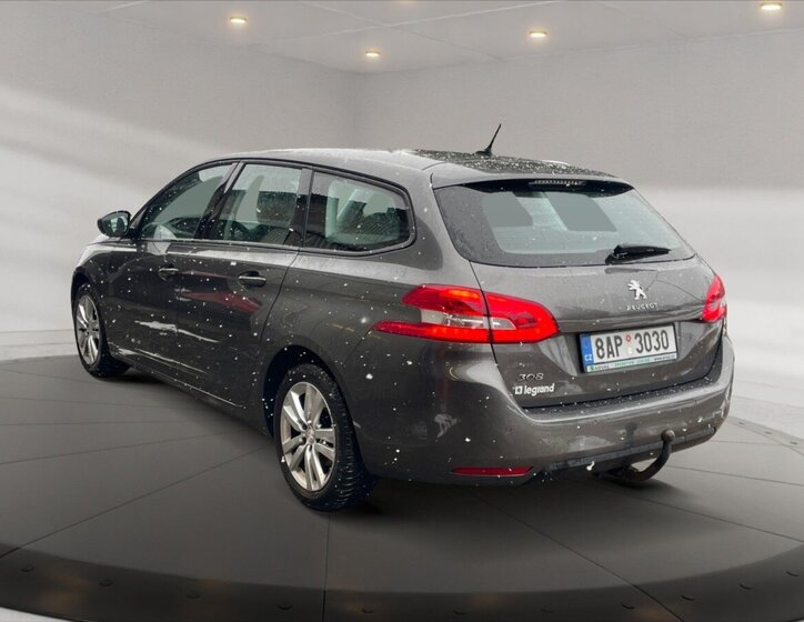 Peugeot 308 4