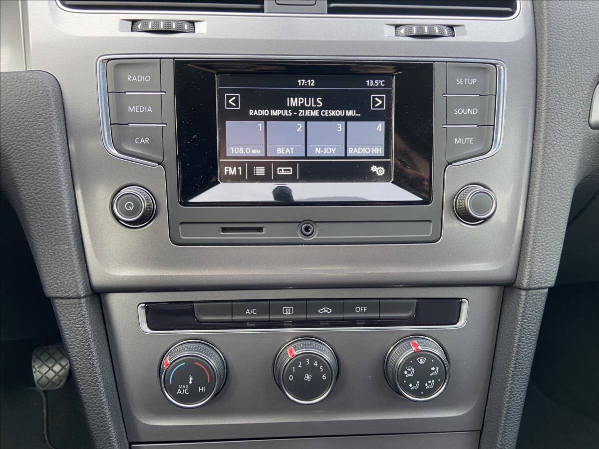 Volkswagen Golf Hatchback 1,2 l 63 kw